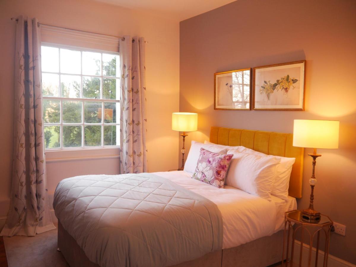 Guestling Hall Hotel ภายนอก รูปภาพ